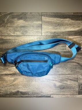 Travelon Anti-Theft Active Waist Pack Teal 5-point Protection 420D Nylon Fanny